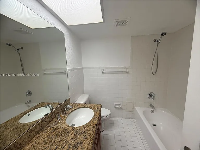 6703 N Kendall Dr #409 — Photo 17