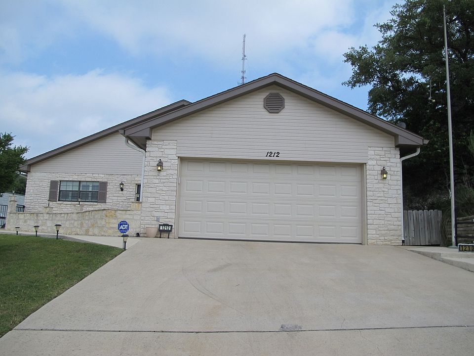 1st image of 1212 Degrasse Dr
