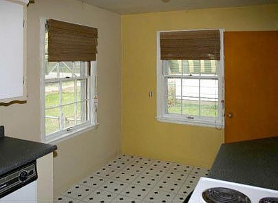 4th image of 283 Leland Ave
