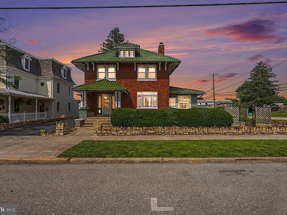 1st image of 103 S Main St