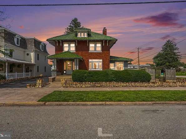 103 S Main St, Dover, PA 17315