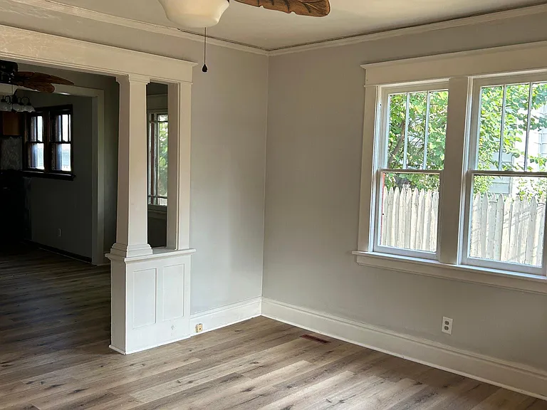 915 Clover St — Photo 6