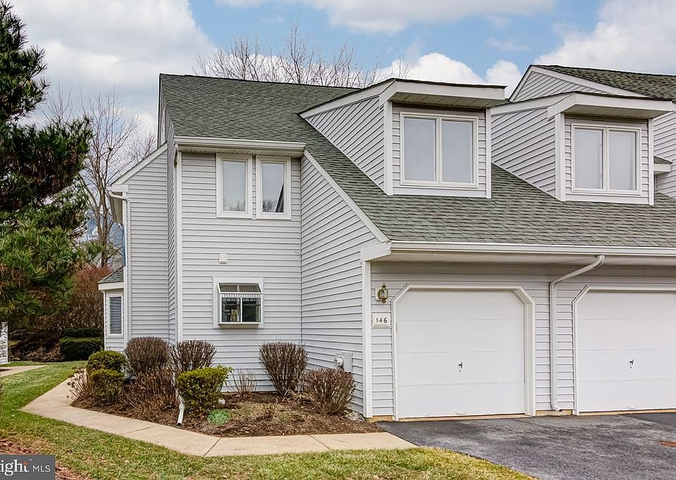 1st image of 146 W Thomas Ct