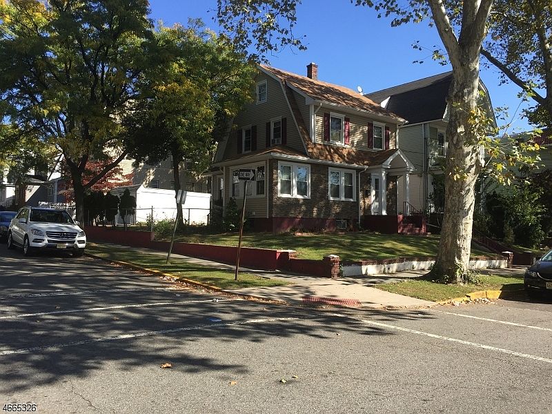 1st image of 131-133 Prospect Ave