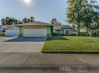 2711 Atrium Way, Redding, CA 96003
