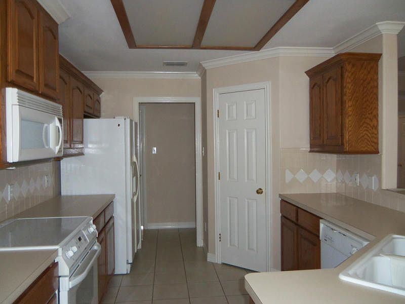 2nd image of 6629 La Bianca Dr
