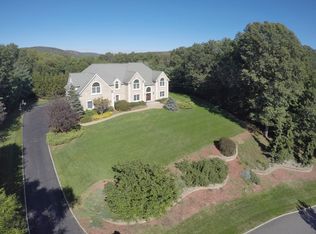 4 Stony Point Rd, Oakland, NJ 07436