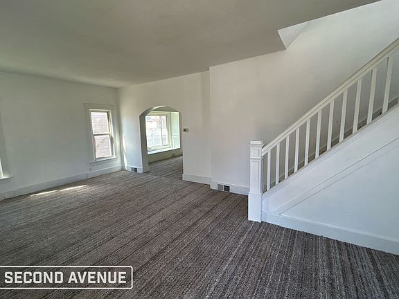 4th image of 67 Helen Ave
