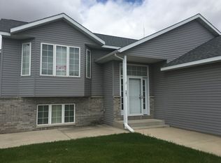 102 Westside Ln, Fountain, MN 55935