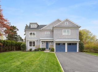 16 Colonial Rd, Westport, CT 06880