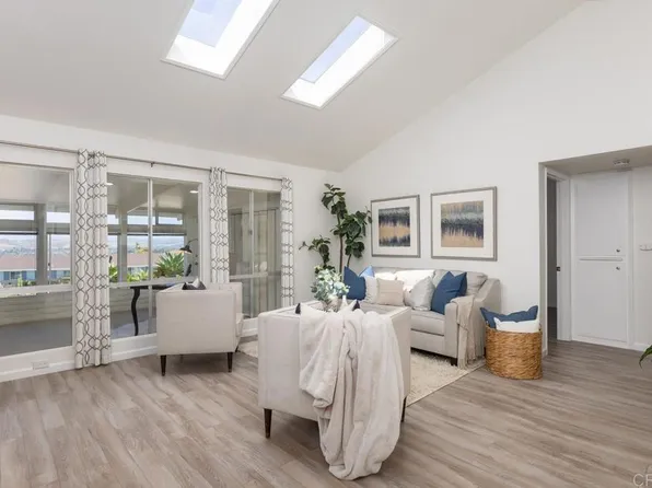 3660 Vista Campana N Unit 31, Oceanside, CA 92057