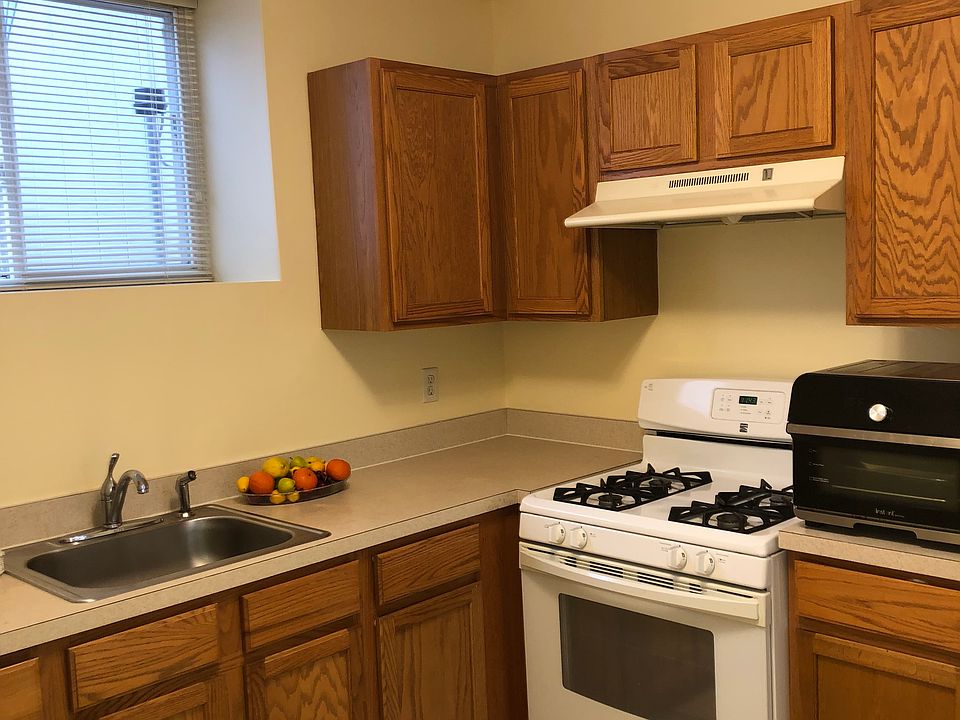 1st image of 72 Churchill Ave #1