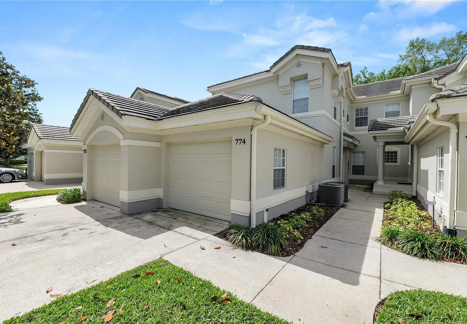 2 bed, 2.0 bath, 1504 sqft, $2,100 — Photo 2