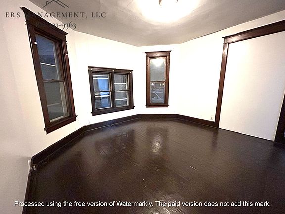 5th image of 1012 Baker Ave