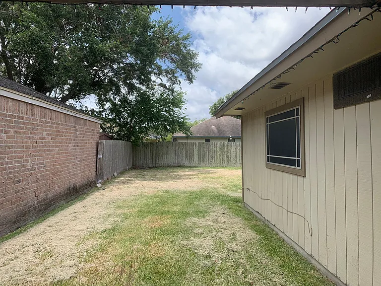 5333 Gateridge Dr — Photo 2