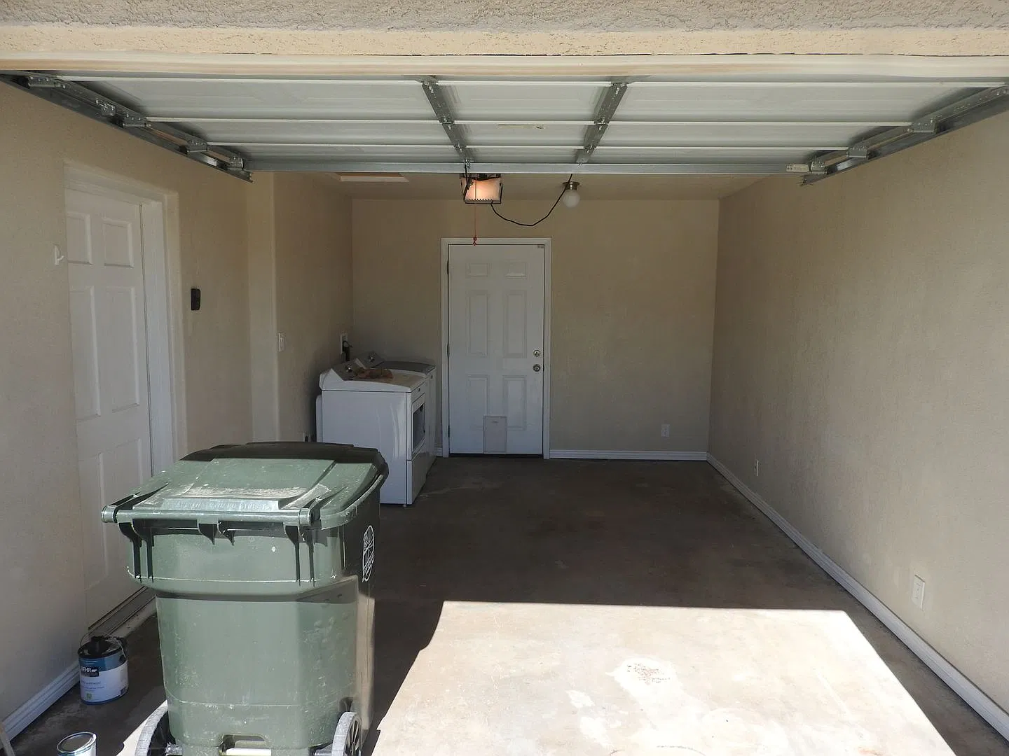 Corner Lot house — Photo 4