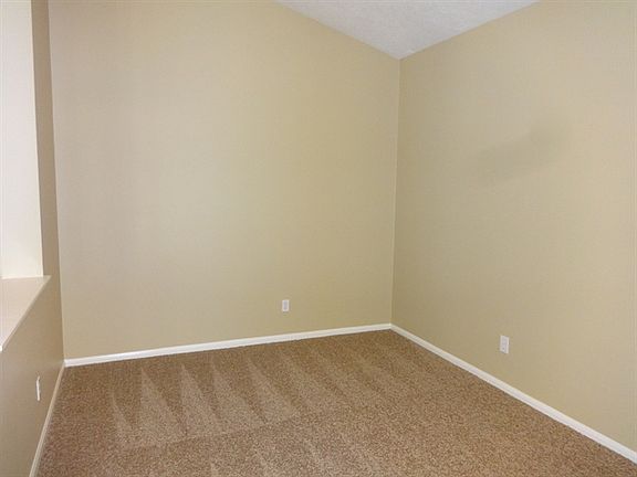 2nd image of 3006 Davey Oaks