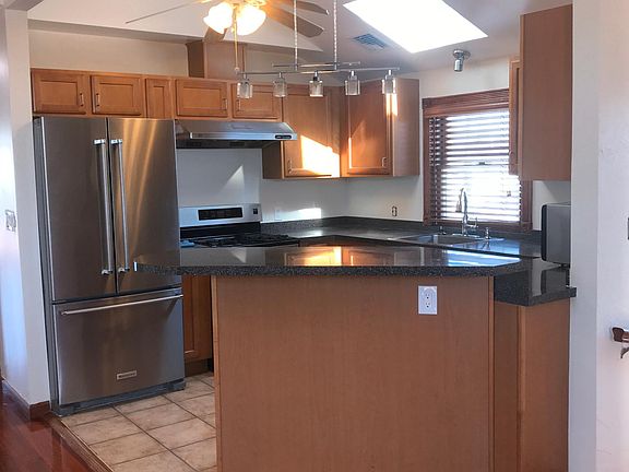 3rd image of 10118 159th Ave #2