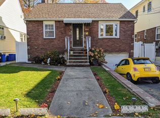 260 Shaler Blvd, Ridgefield, NJ 07657