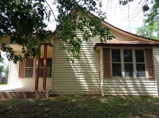 518 W Tennessee St, Floydada, TX 79235
