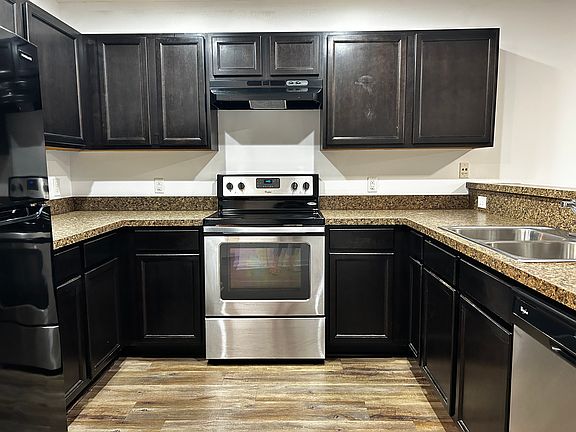 5th image of 112 Plantation Point Dr
