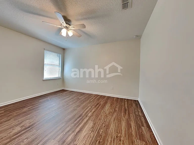 235 Buck Run Way St — Photo 22
