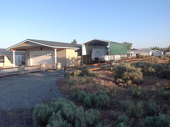  Garage and RV storage 