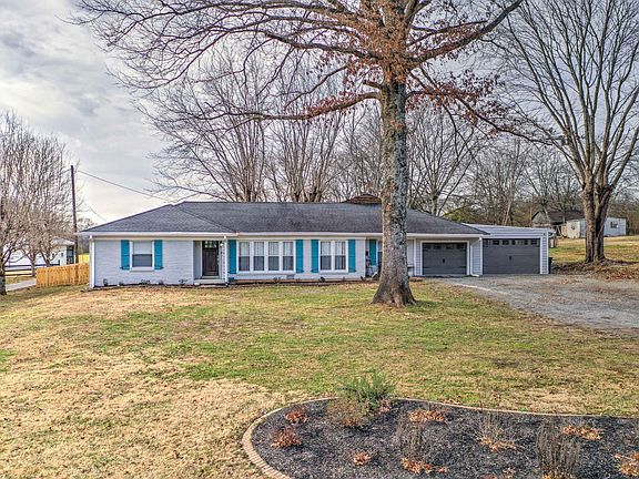 2nd image of 205 Dobbins Pike