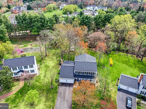 3rd image of 10208 McKean Ct