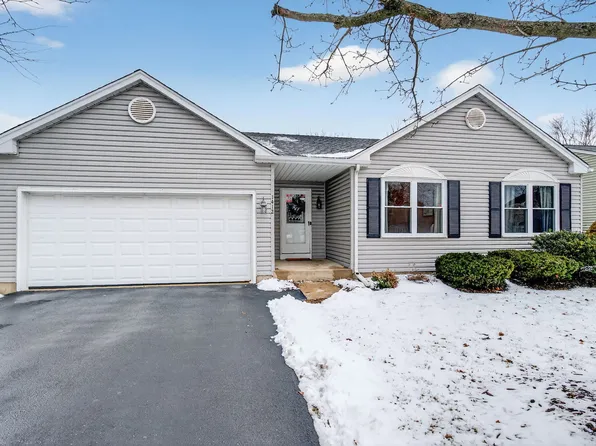 1412 Bar Harbour Rd, Aurora, IL 60504