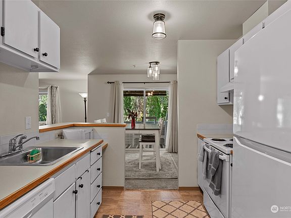 2nd image of 667 4th Street NE #K 201