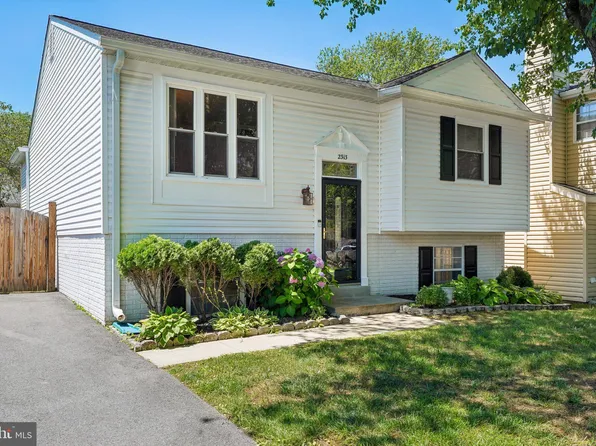 2313 Westport Ln, Crofton, MD 21114