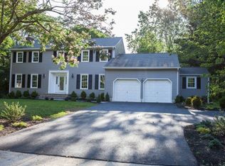 7 Wellington Dr, West Windsor, NJ 08550
