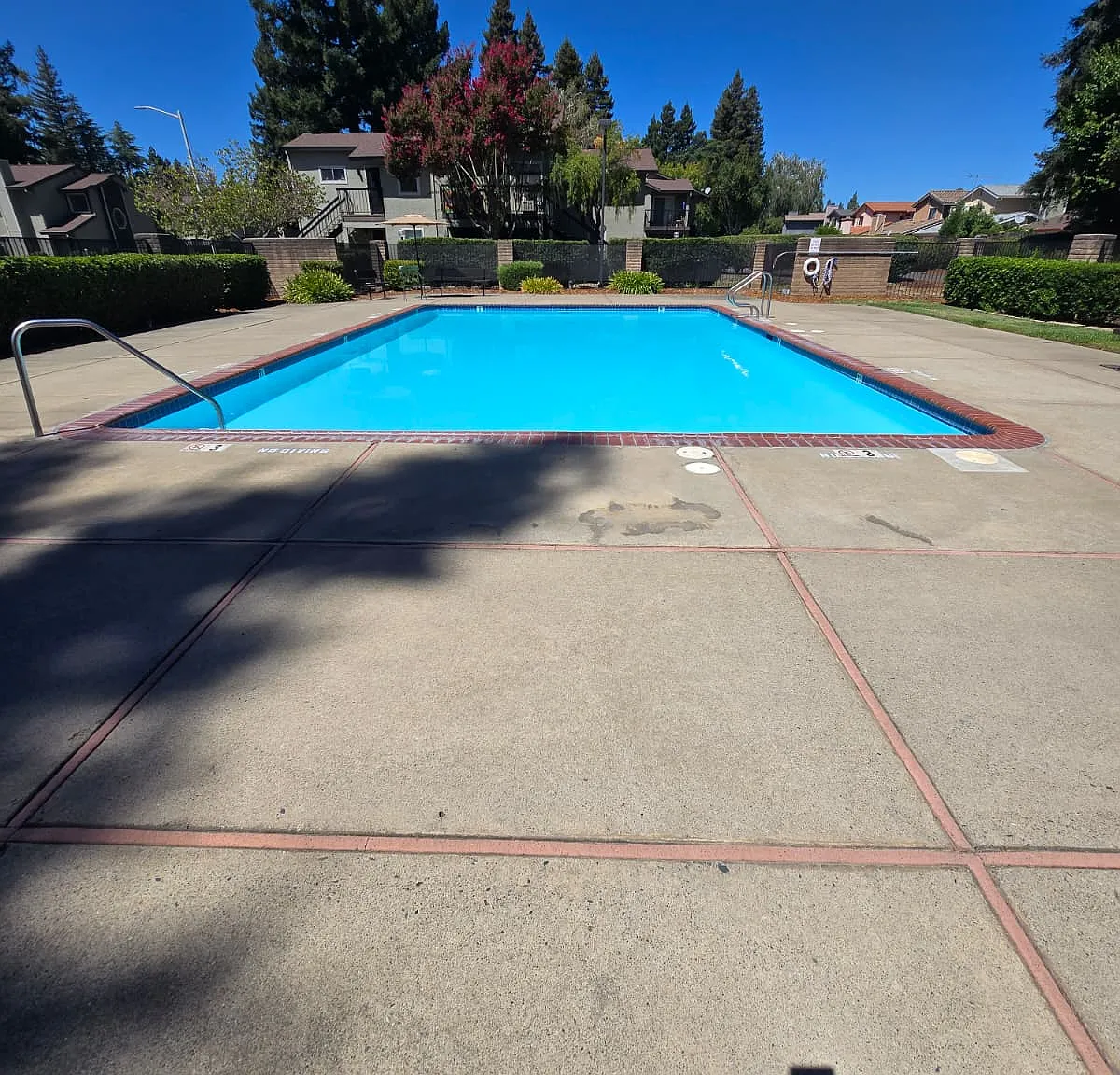2 bed, 840 sqft, $1,895 — Photo 1
