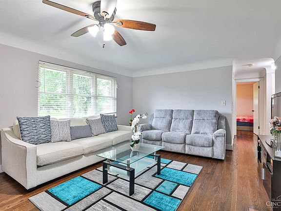 4th image of 8698 Cox Rd