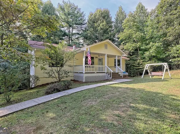 372 Stable Gate Dr, Blairsville, GA 30512