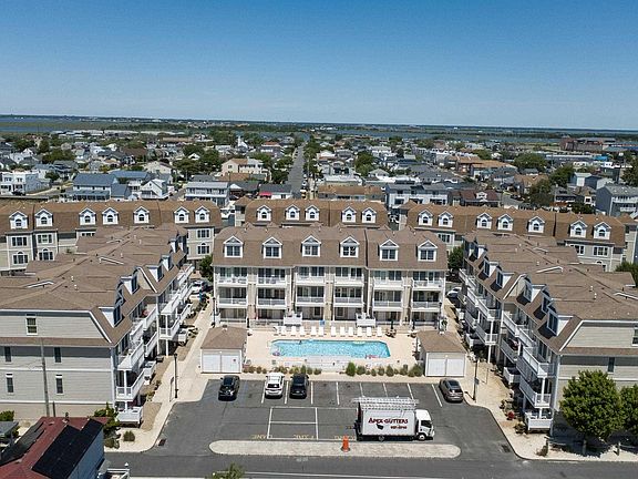 4th image of 7 Chelsea Ct #7