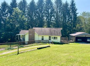 189 West St, Sophia, WV 25921