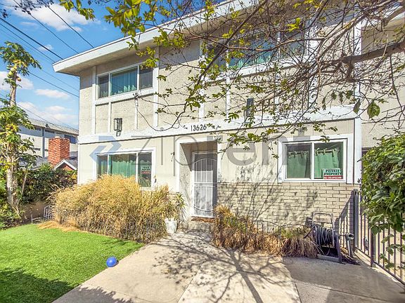 3rd image of 13626 Cerise Ave #1