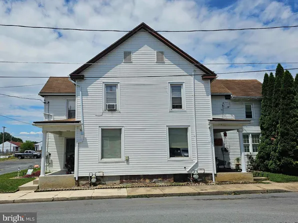 412 & 414 Walnut St, Waynesboro, PA 17268