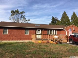 261 N Syracuse Ave, Massapequa, NY