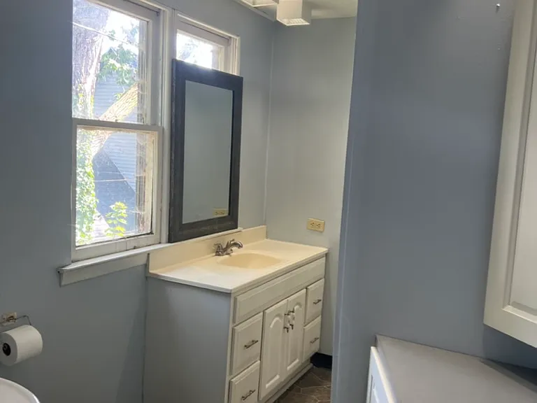 495 Plymouth Ave #2 — Photo 4