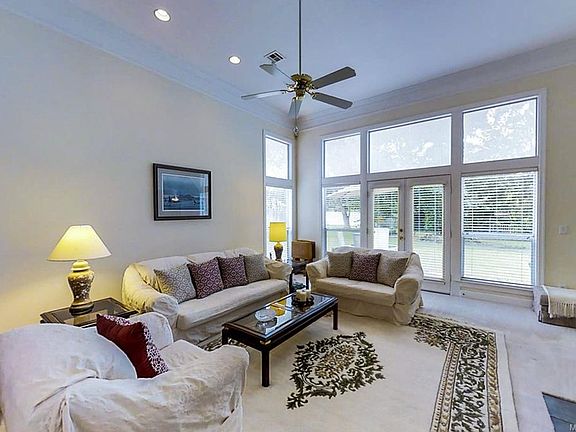 2nd image of 507 Arrowhead Forest Dr