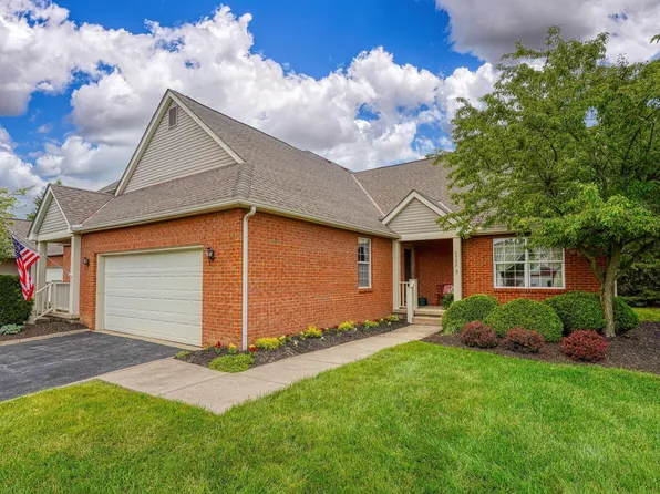 6922 Greensview Village Dr, Canal Winchester, OH 43110