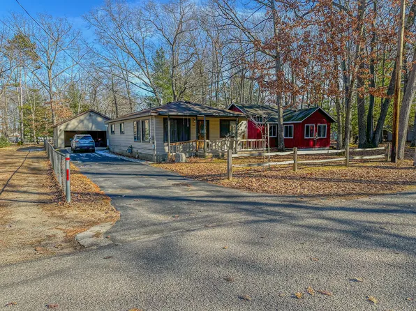 142 Devonshire Dr, Prudenville, MI 48651