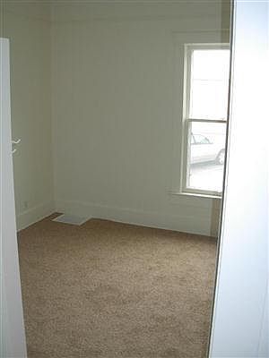 4th image of 2108 Capitol Way S APT 1