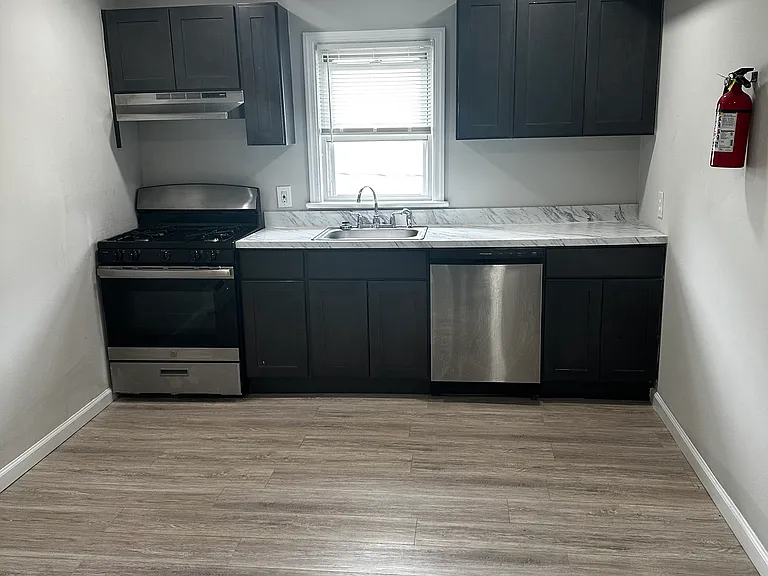 625 Stone Rd #10 — Photo 3