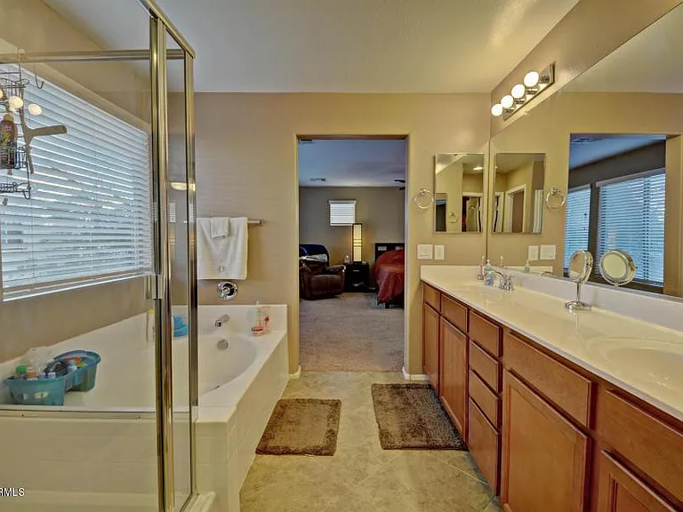 2065 S Martingale Rd — Photo 18