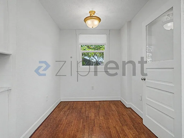 7820 N Van Houten Ave — Photo 17