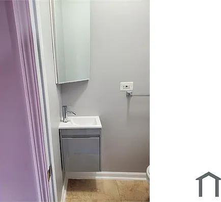 708 E Marquette Rd #2W — Photo 9